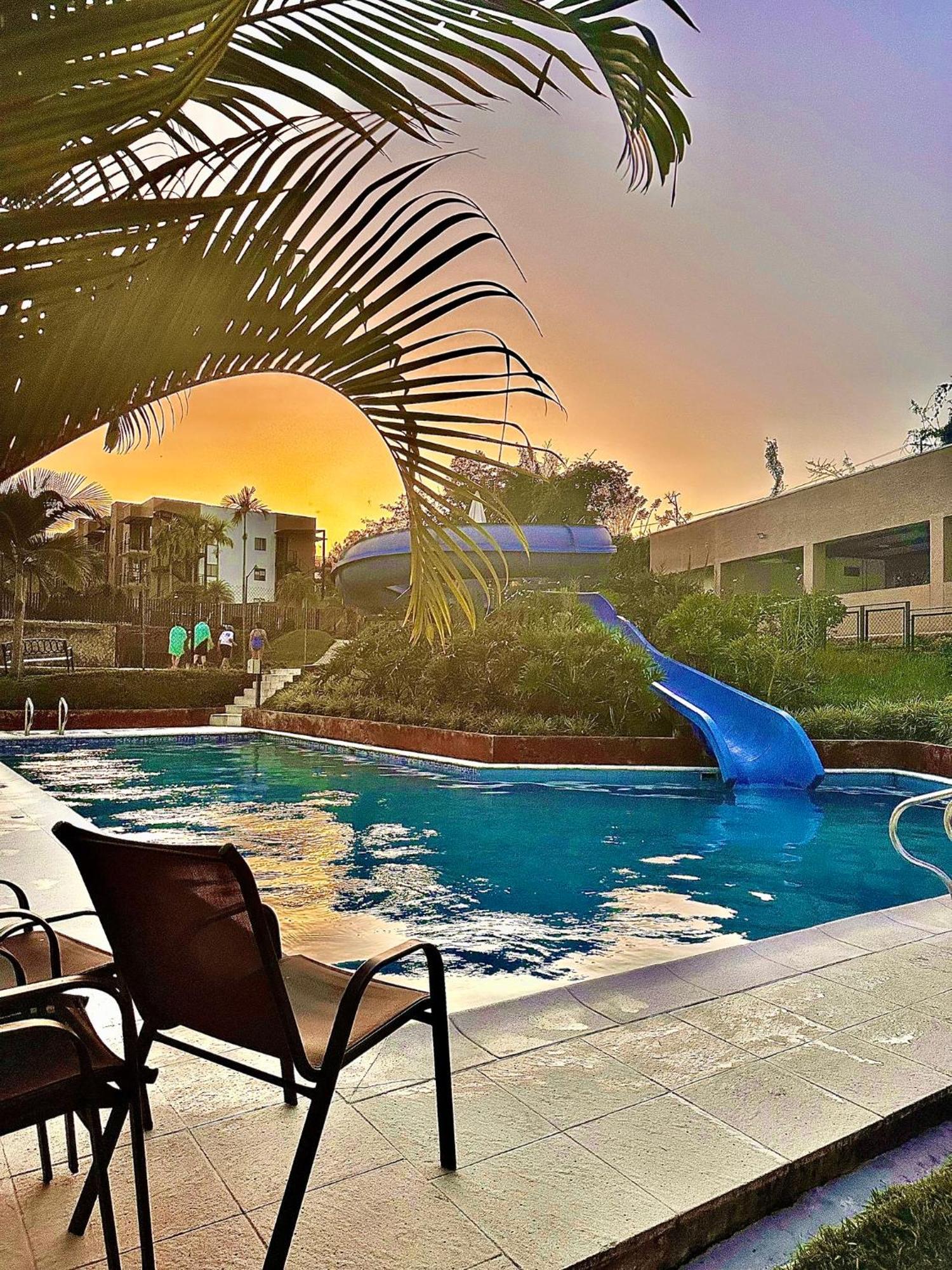 Apartamento Privado Vacacional A 5M Del Aeropuerto, 20 Minutos Del Parque Del Cafe Y Centro De Armenia Con 4 Piscinas, 3 Jacuzzi, Sauna By Molca Xperiences 3H Bagian luar foto